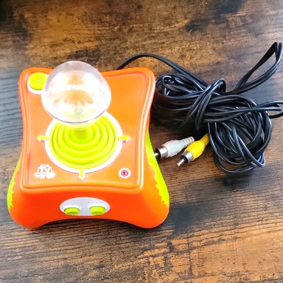 Nickelodeon Orange and Green Console - Picture 1 of 4